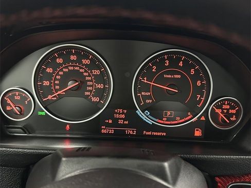 Used 2014 BMW 435i Convertible image 23