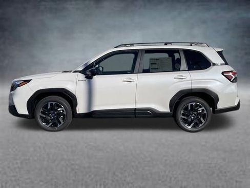 New 2025 Subaru Forester Premium image 2