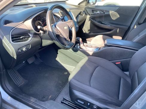 Used 2023 Chevrolet Malibu RS FWD image 6