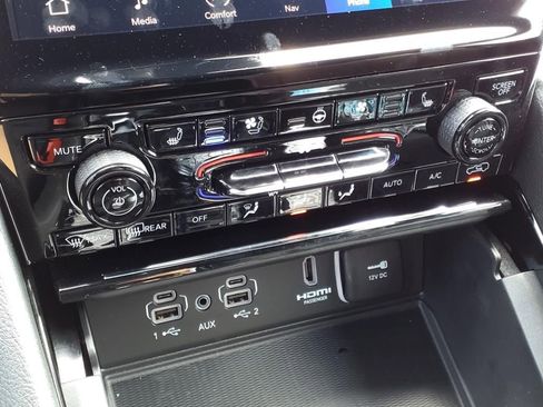 New 2023 Jeep Grand Cherokee Trailhawk w/ Advanced Protech Group II image 9