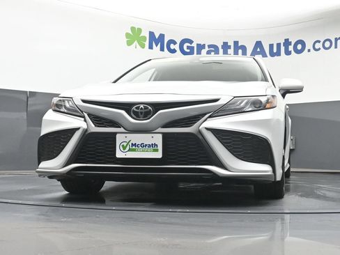 Used 2021 Toyota Camry XSE AWD/4WD image 7