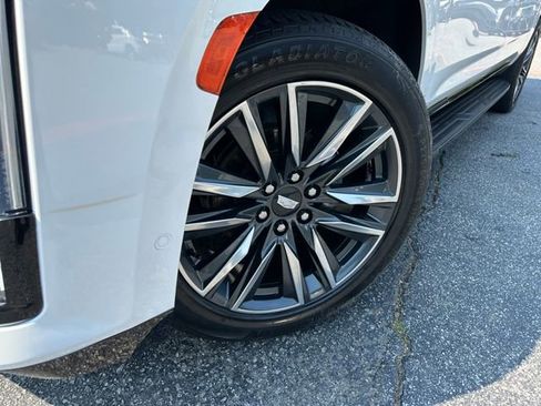 Used 2021 Cadillac Escalade ESV Sport image 10