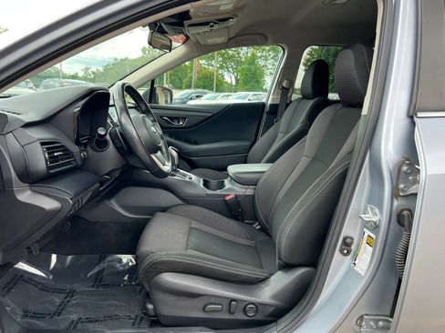 Used 2023 Subaru Outback Premium AWD/4WD image 16
