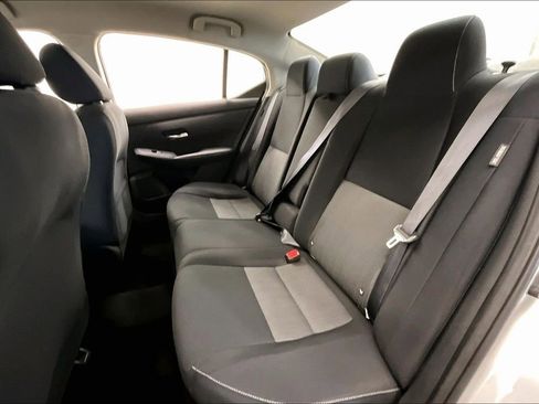 Used 2021 Nissan Sentra SV image 22