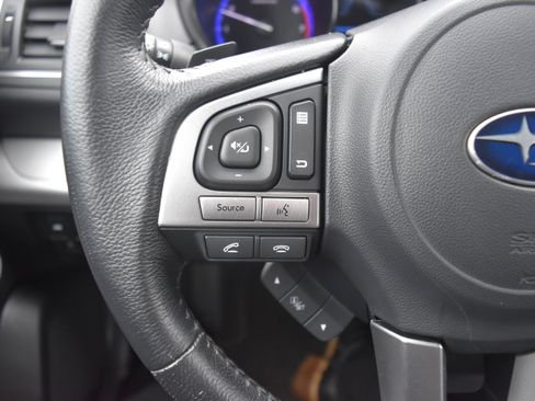 Used 2017 Subaru Legacy 2.5i Premium image 17
