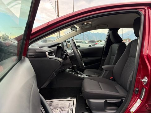 Certified 2025 Toyota Corolla LE FWD image 11
