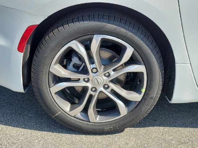 New 2026 Chrysler Pacifica Pinnacle FWD image 5