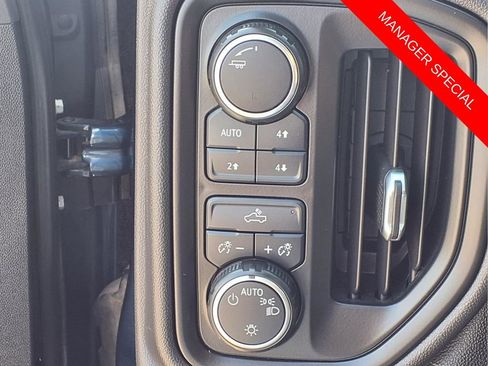 Used 2021 Chevrolet Silverado 1500 Custom Trail Boss AWD/4WD image 6