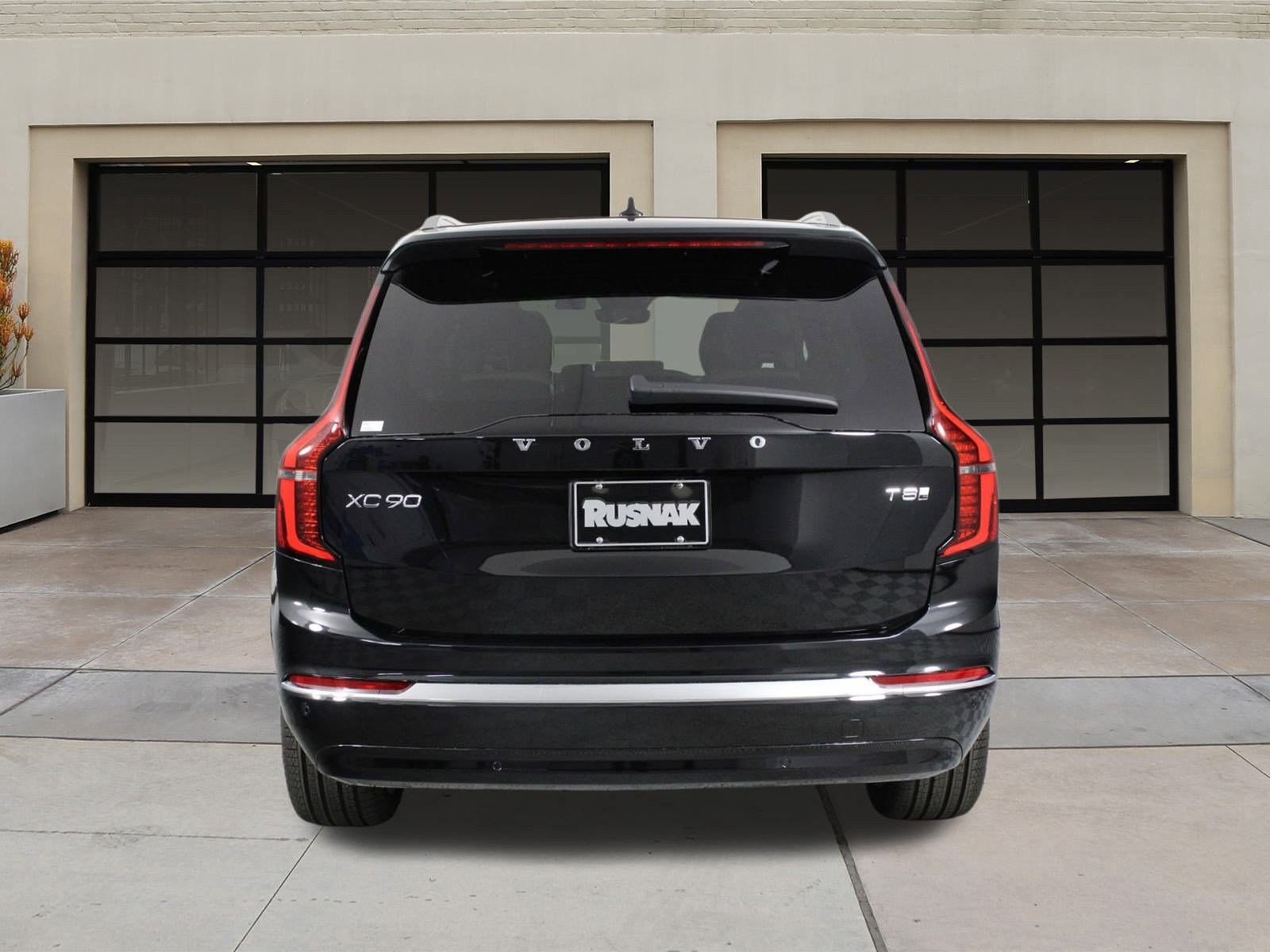 New 2026 Volvo XC90 T8 Plus AWD/4WD image 4