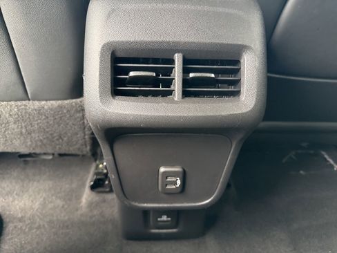 Used 2020 GMC Terrain SLT FWD image 13