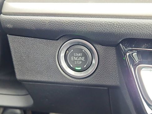 New 2026 Chevrolet Traverse LT w/ Sun and Wheel Package AWD/4WD image 16