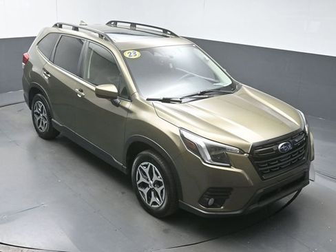 Certified 2023 Subaru Forester Premium AWD/4WD image 41