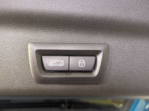 Used 2025 BMW X1 xDrive28i AWD/4WD image 15