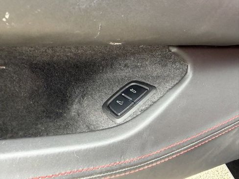 Used 2021 Chevrolet Corvette Stingray Premium Conv w/ Z51 Performance Package image 22