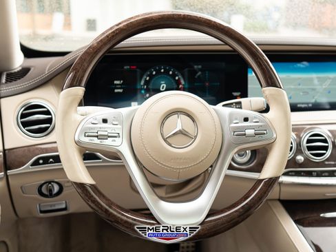Used 2019 Mercedes-Benz S 560 Sedan image 23