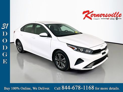 Used 2024 Kia Forte LXS FWD image 1