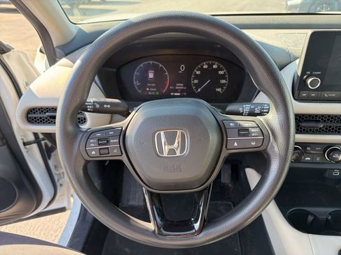 Used 2024 Honda HR-V LX image 12