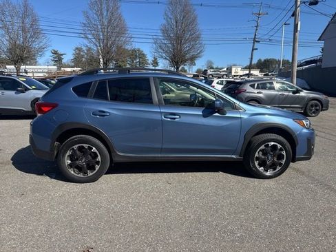 Used 2023 Subaru Crosstrek 2.0i Premium AWD/4WD image 2