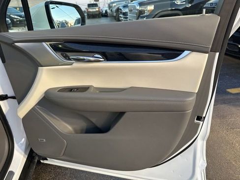 Certified 2024 Cadillac XT6 Premium Luxury image 27