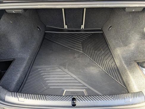 Used 2025 BMW 530i w/ Premium Package image 6