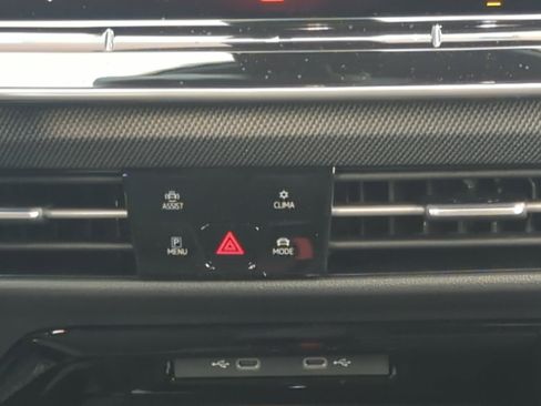 New 2026 Volkswagen Golf SE image 12