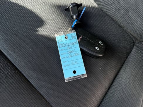 Used 2015 Jeep Grand Cherokee Laredo w/ Quick Order Package 23E image 32