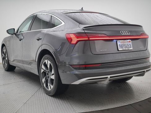 Used 2022 Audi e-tron Premium image 3