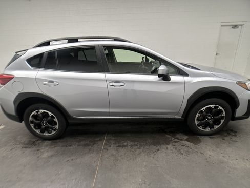 Used 2023 Subaru Crosstrek 2.0i Premium AWD/4WD image 10