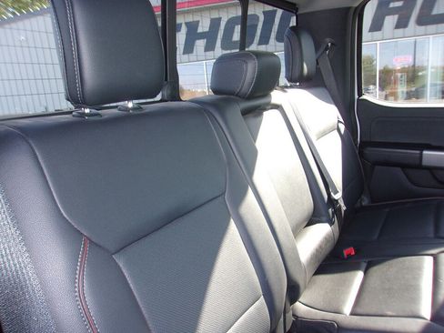 Used 2022 Ford F150 Lariat image 19