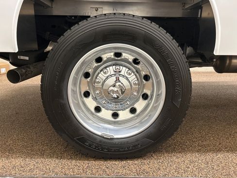 New 2026 RAM 5500 Tradesman AWD/4WD image 27