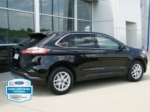 Certified 2022 Ford Edge SEL w/ Convenience Package AWD/4WD image 3