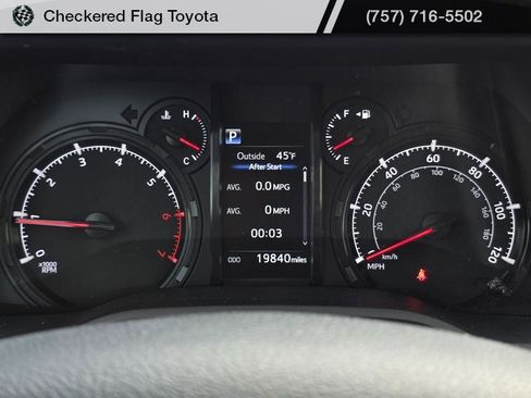 Used 2023 Toyota 4Runner SR5 Premium image 13