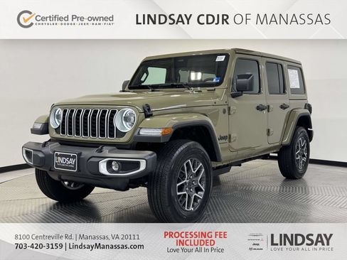 Used 2026 Jeep Wrangler Unlimited Sahara AWD/4WD image 6
