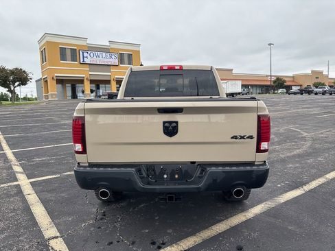 Used 2019 RAM 1500 Classic Warlock AWD/4WD image 6