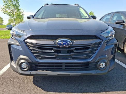 Certified 2024 Subaru Outback Premium AWD/4WD image 2