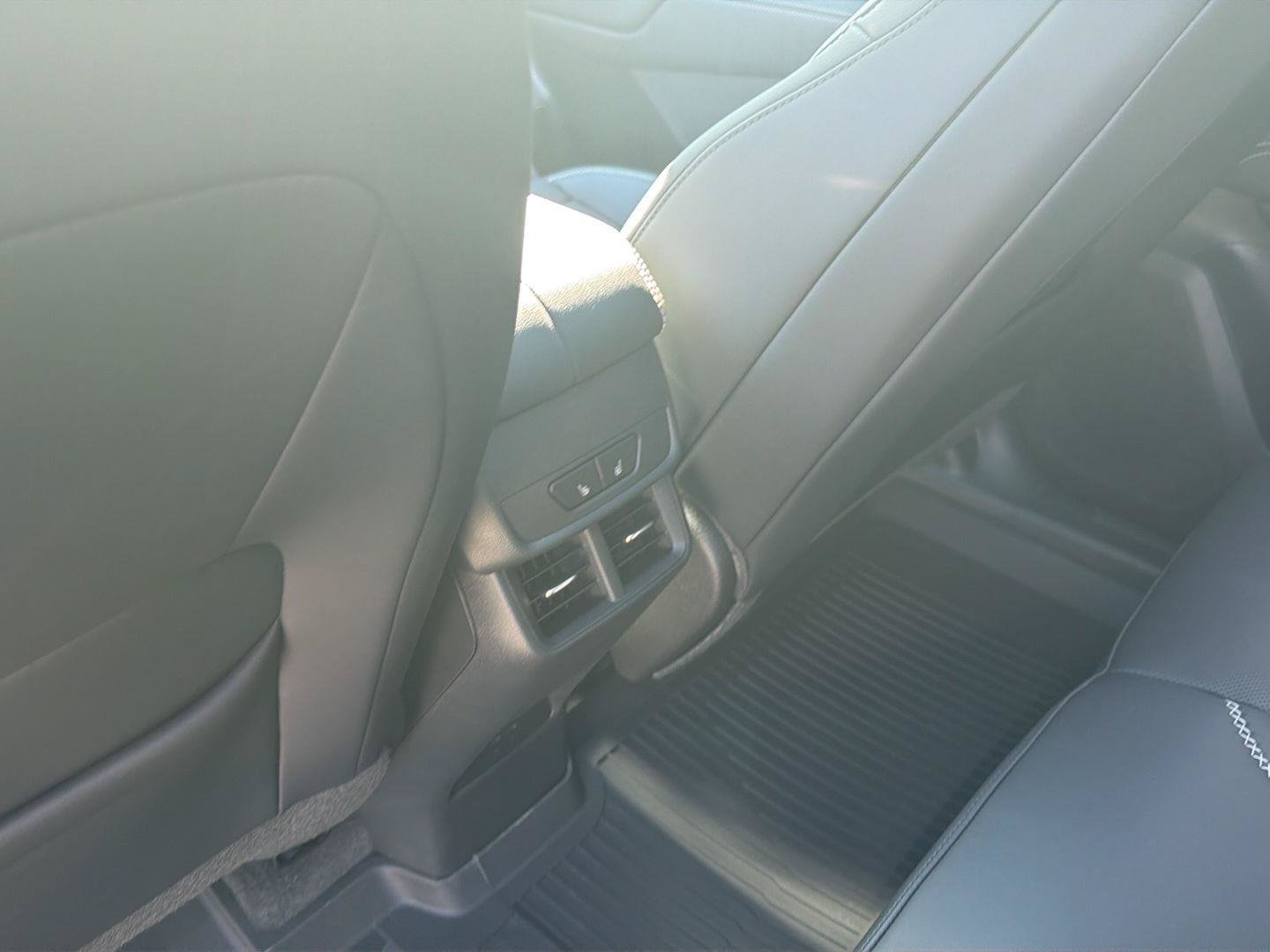 New 2027 GMC Terrain Denali w/ LPO, Floor Liner Package AWD/4WD image 15