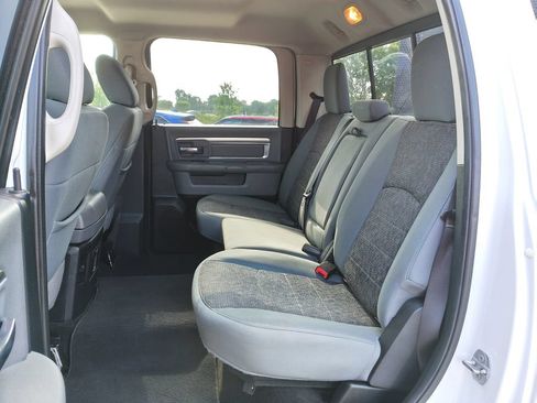 Used 2017 RAM 1500 Classic SLT w/ SLT Plus D←cor Group AWD/4WD image 12