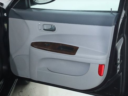 Used 2007 Buick LaCrosse CXL w/ Chromed Appearance Package image 30