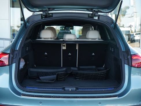 Used 2026 Mercedes-Benz GLC 300 image 8