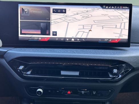 Used 2026 BMW 330i Sedan w/ Premium Package image 15