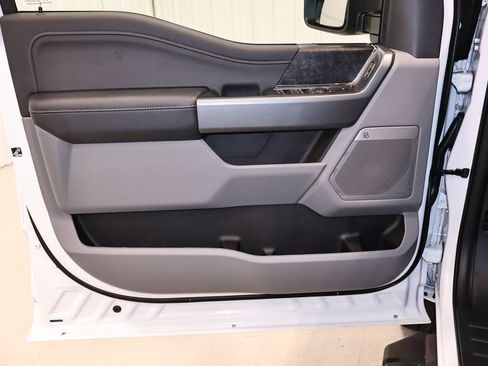 New 2026 Ford F350 XLT w/ XLT Premium Package AWD/4WD image 10