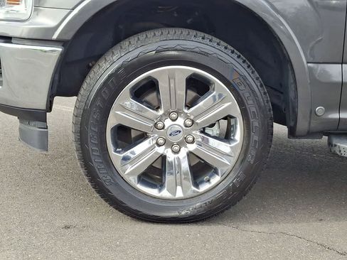 Certified 2019 Ford F150 Lariat w/ Equipment Group 502A Luxury image 29