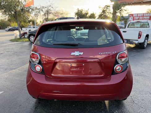 Used 2014 Chevrolet Sonic LT image 5