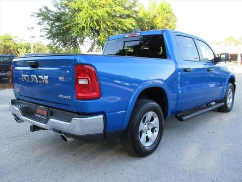 Certified 2025 RAM 1500 Big Horn AWD/4WD image 7