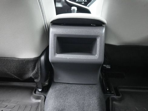 Used 2023 Toyota Camry SE FWD image 32