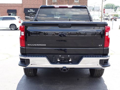 Used 2024 Chevrolet Silverado 1500 LT AWD/4WD image 10