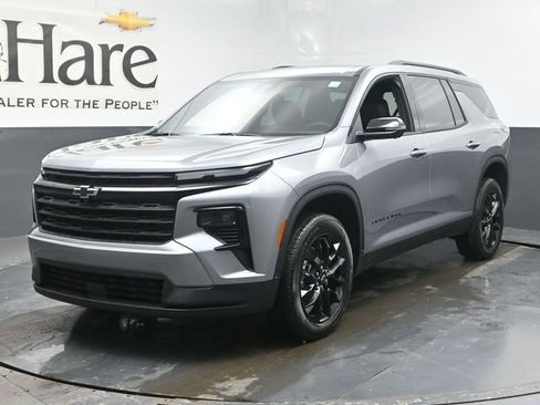 New 2026 Chevrolet Traverse LT w/ Midnight/Sport Edition image 13