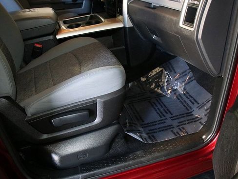 Used 2017 RAM 1500 Big Horn image 34