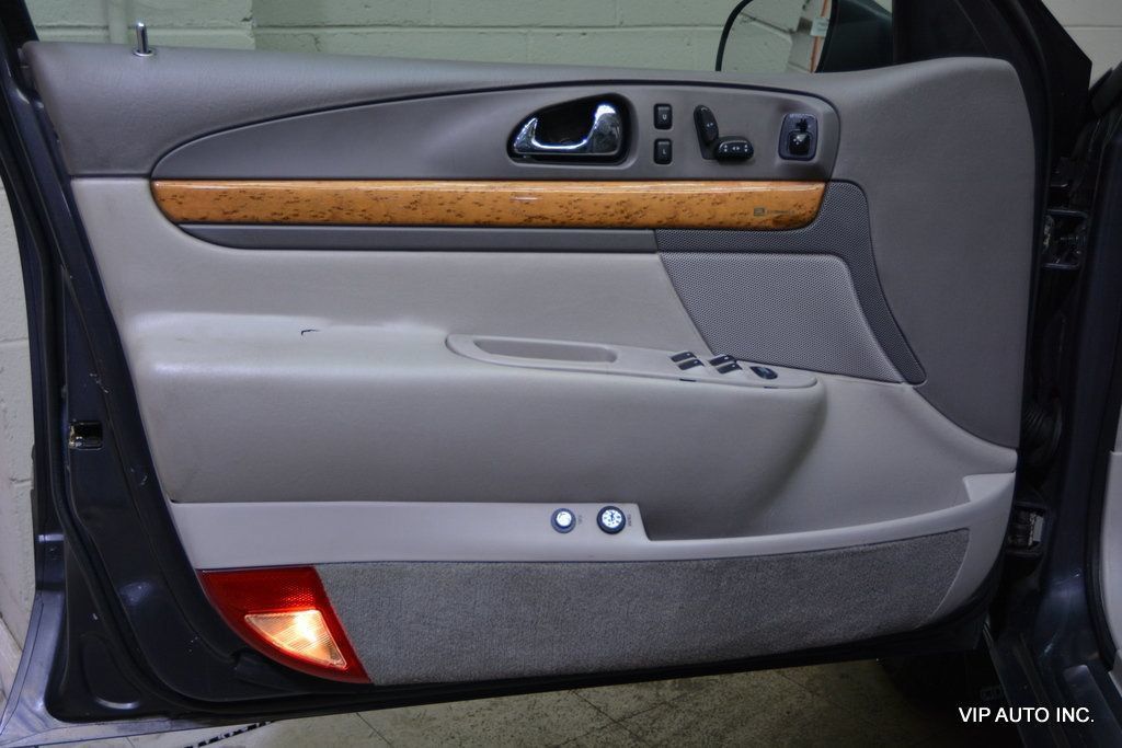 Used 1998 Lincoln Continental FWD image 7