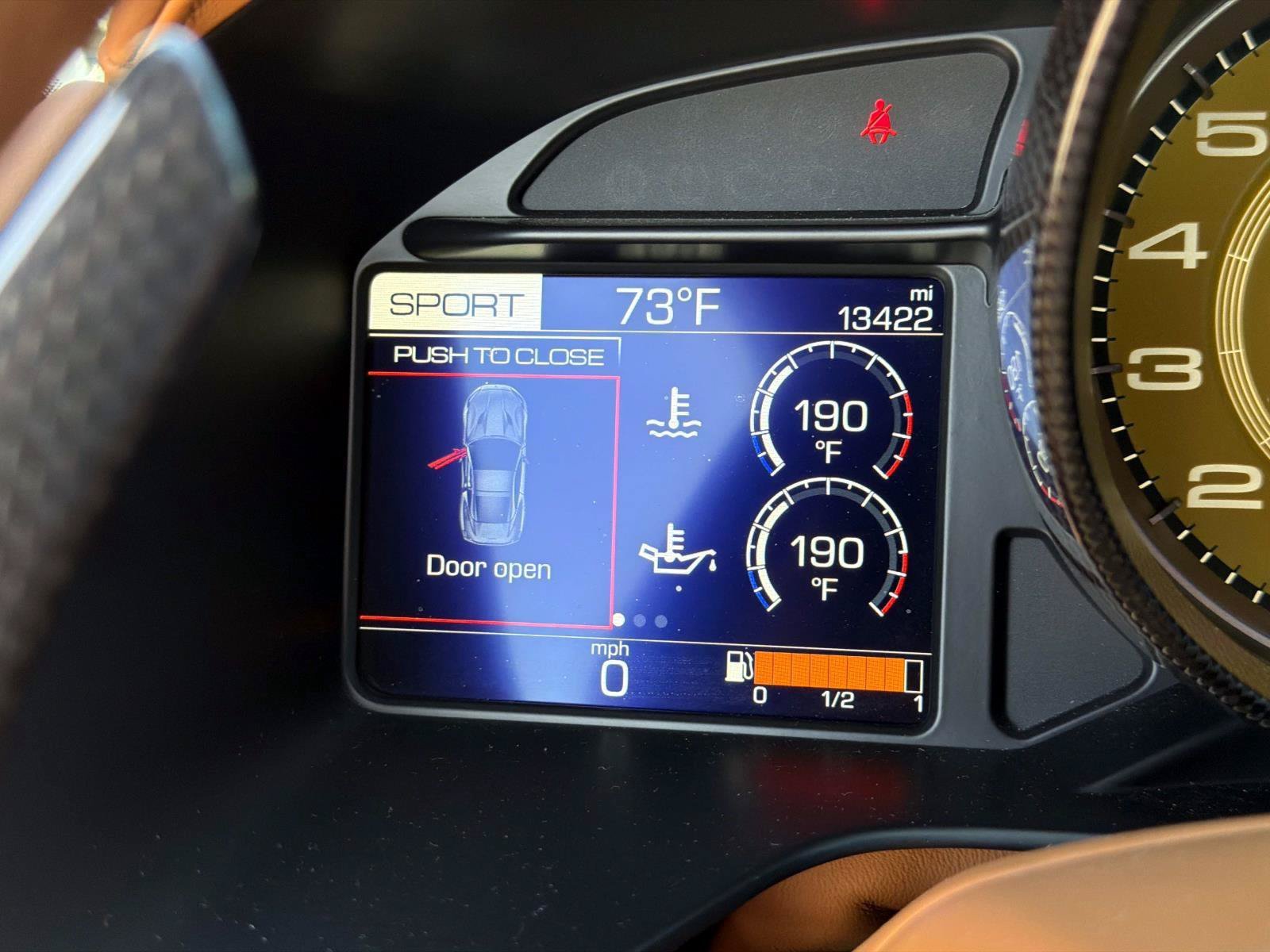 Used 2019 Ferrari Portofino RWD image 30